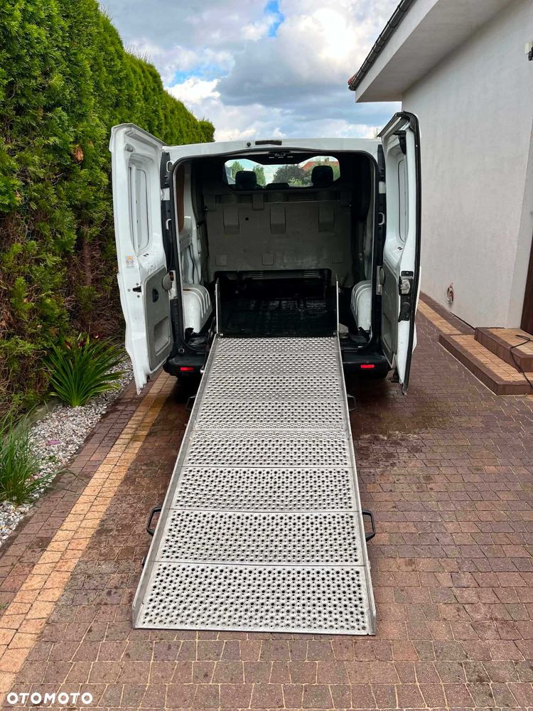 Opel Vivaro - 2