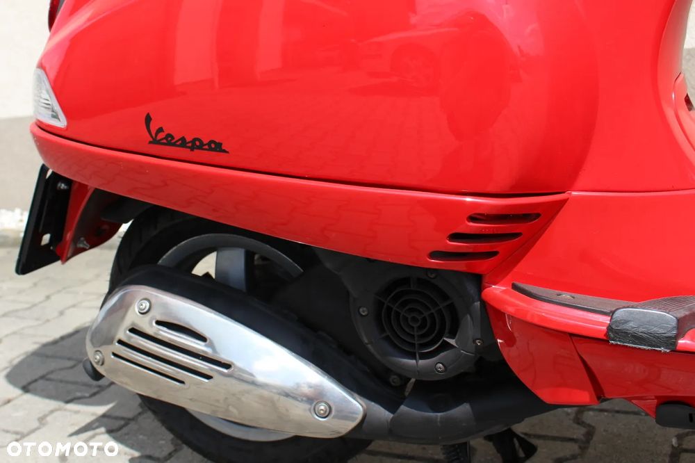 Piaggio Vespa - 20