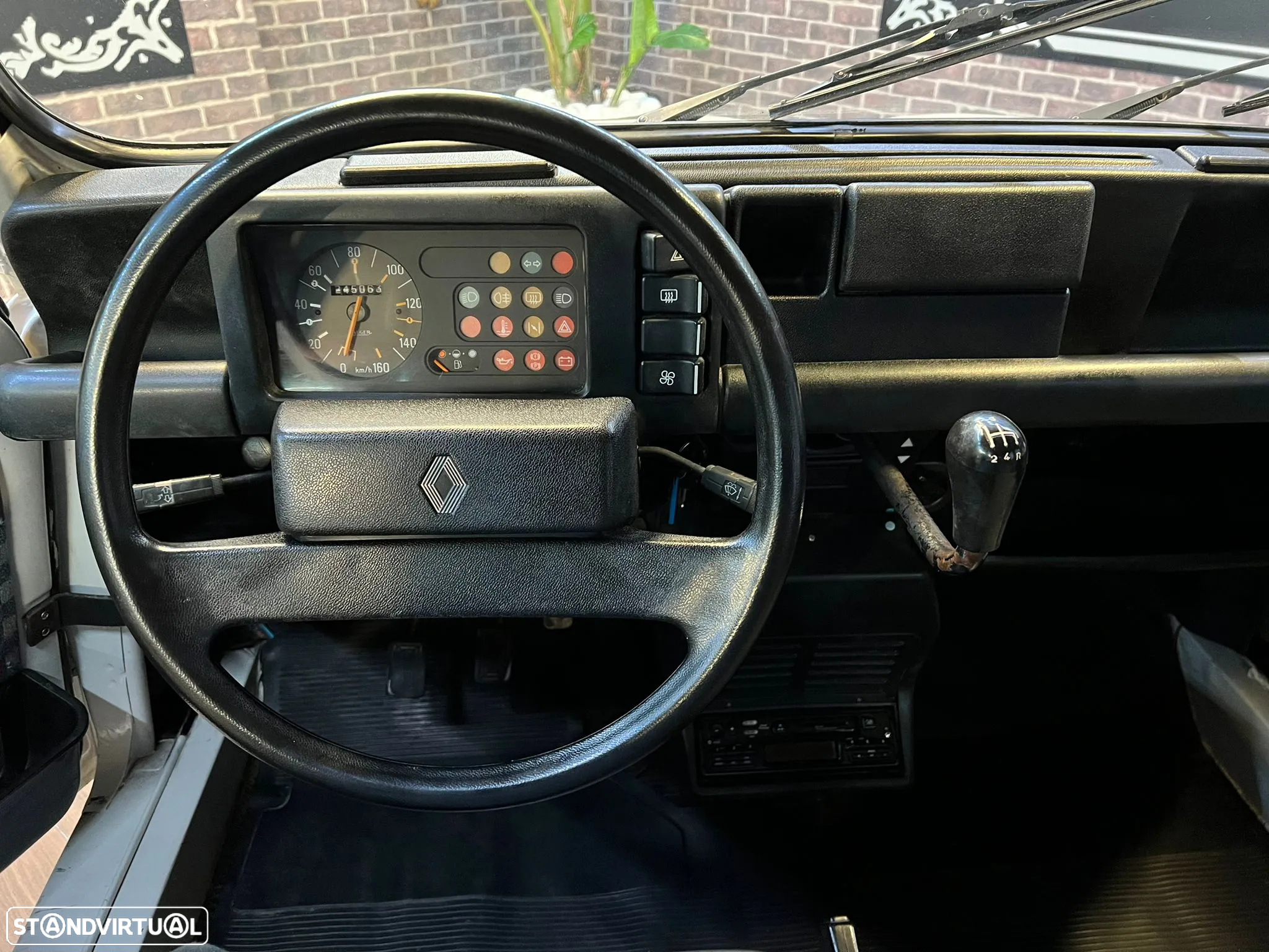 Renault 4 1.1 GTL - 16