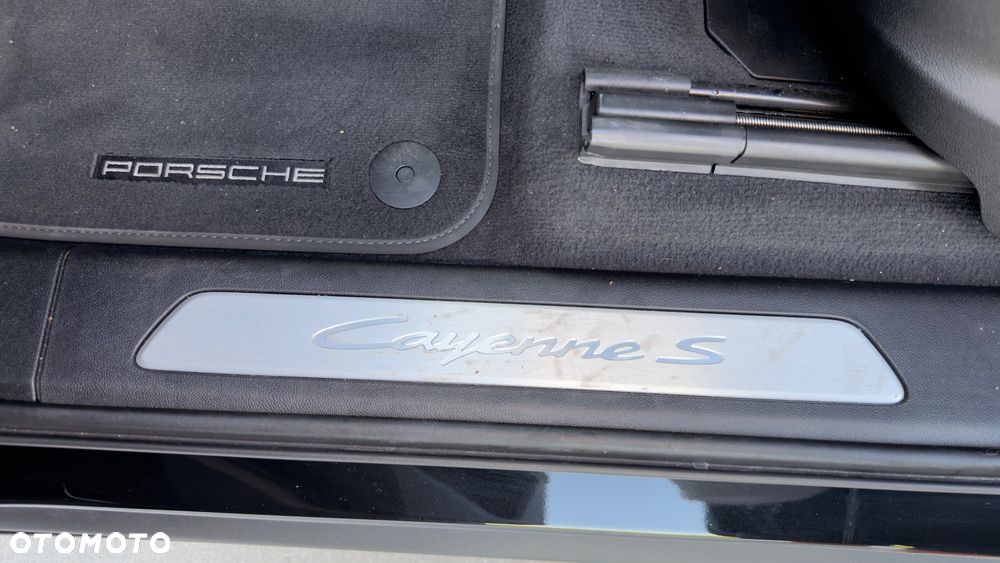 Porsche Cayenne S Tiptronic S - 39