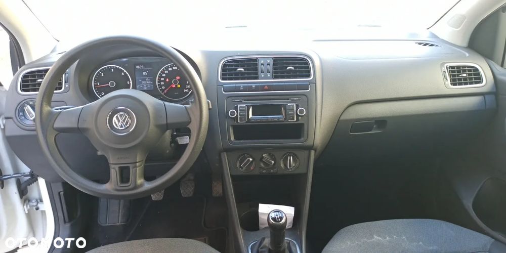 Volkswagen Polo 1.6 TDI Comfortline - 16