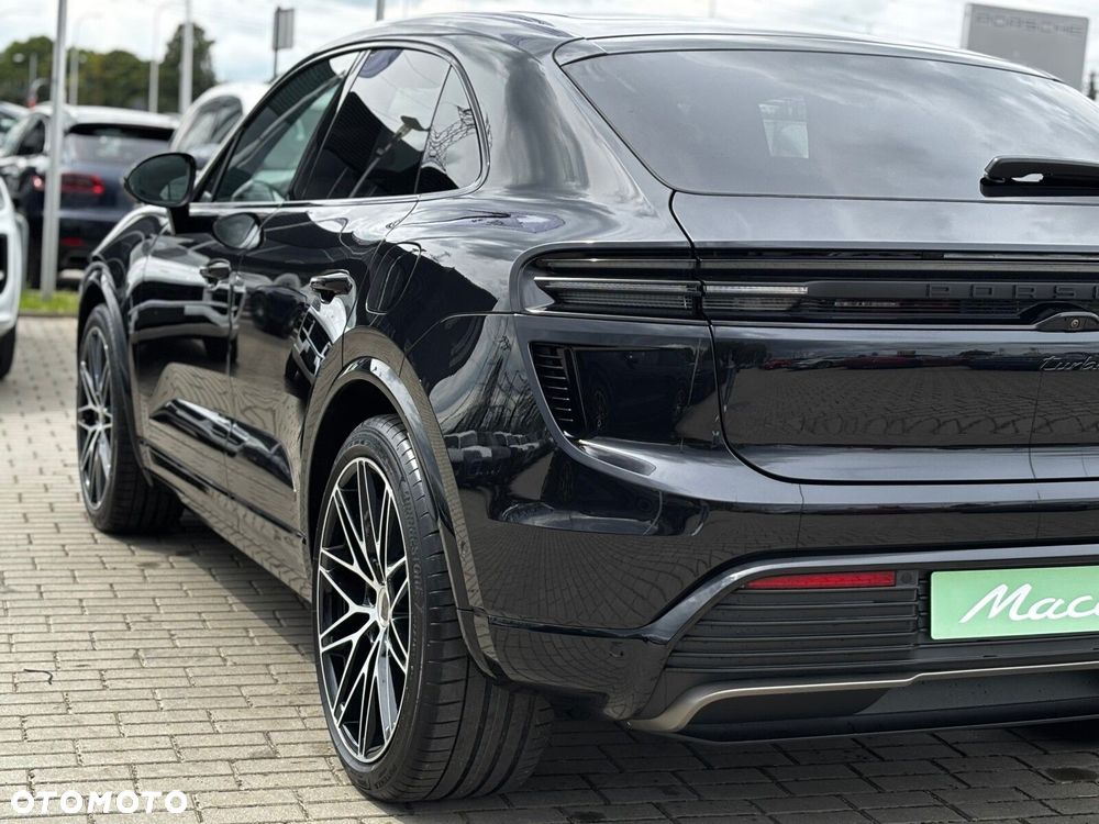 Porsche Macan - 12