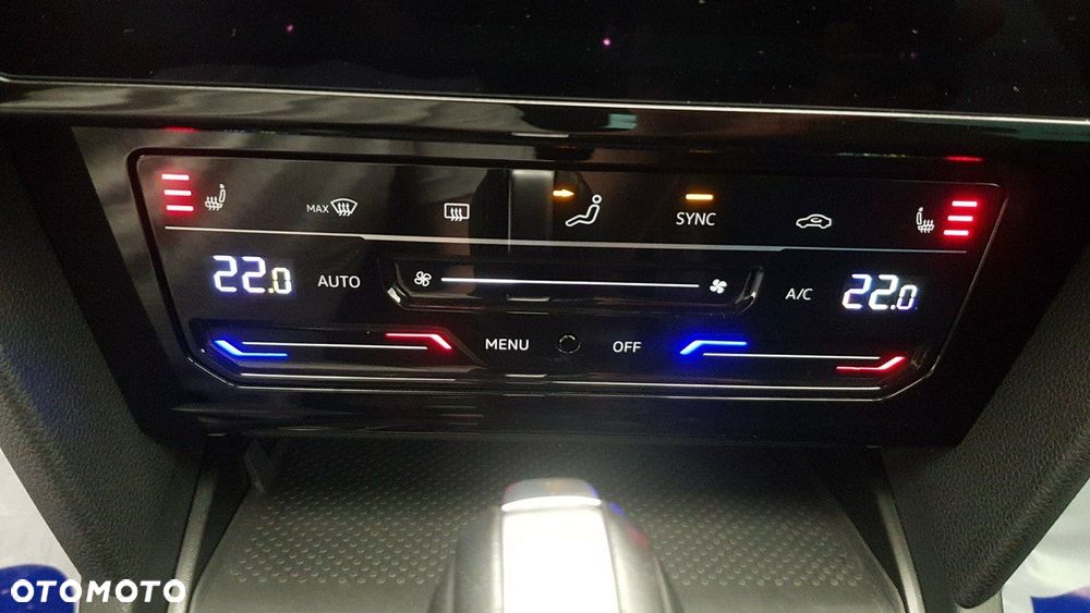 Volkswagen Passat - 25