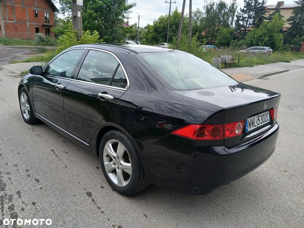 Honda Accord - 4