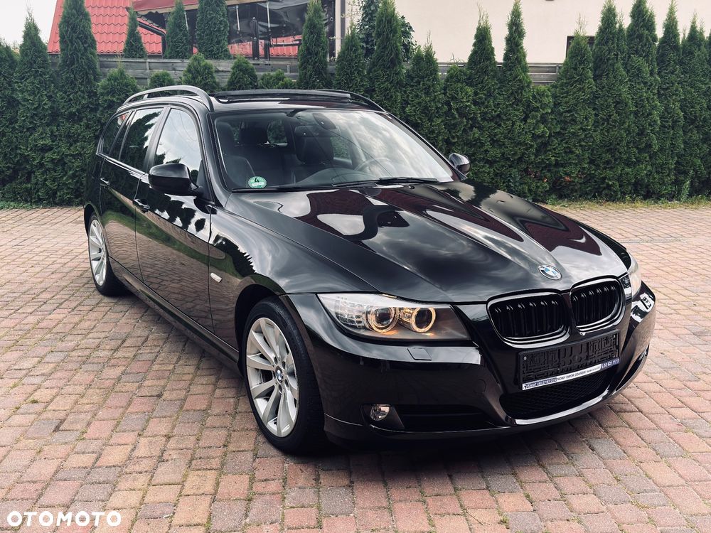 BMW Seria 3 320d DPF Touring - 21