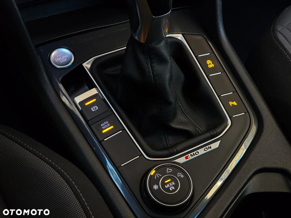 Volkswagen Tiguan 2.0 TDI SCR 4Mot Life DSG - 28