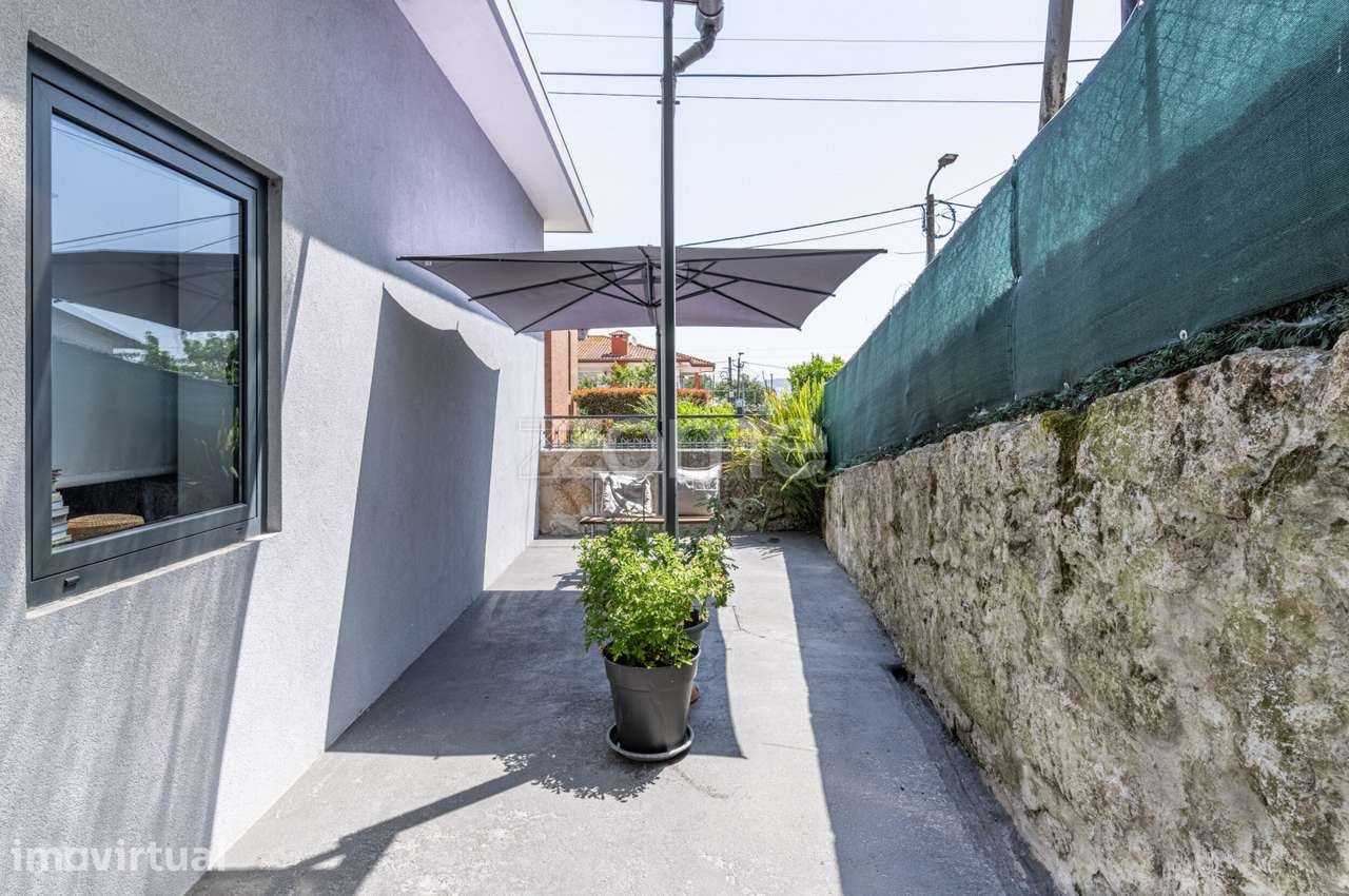 Moradia Renovada com jardim e garagem em São Mamede do Coronado, Tr... - Grande imagem: 5/32