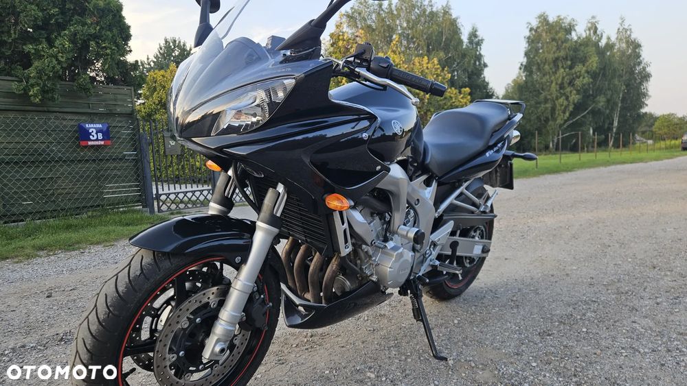 Yamaha FZ6 - 6