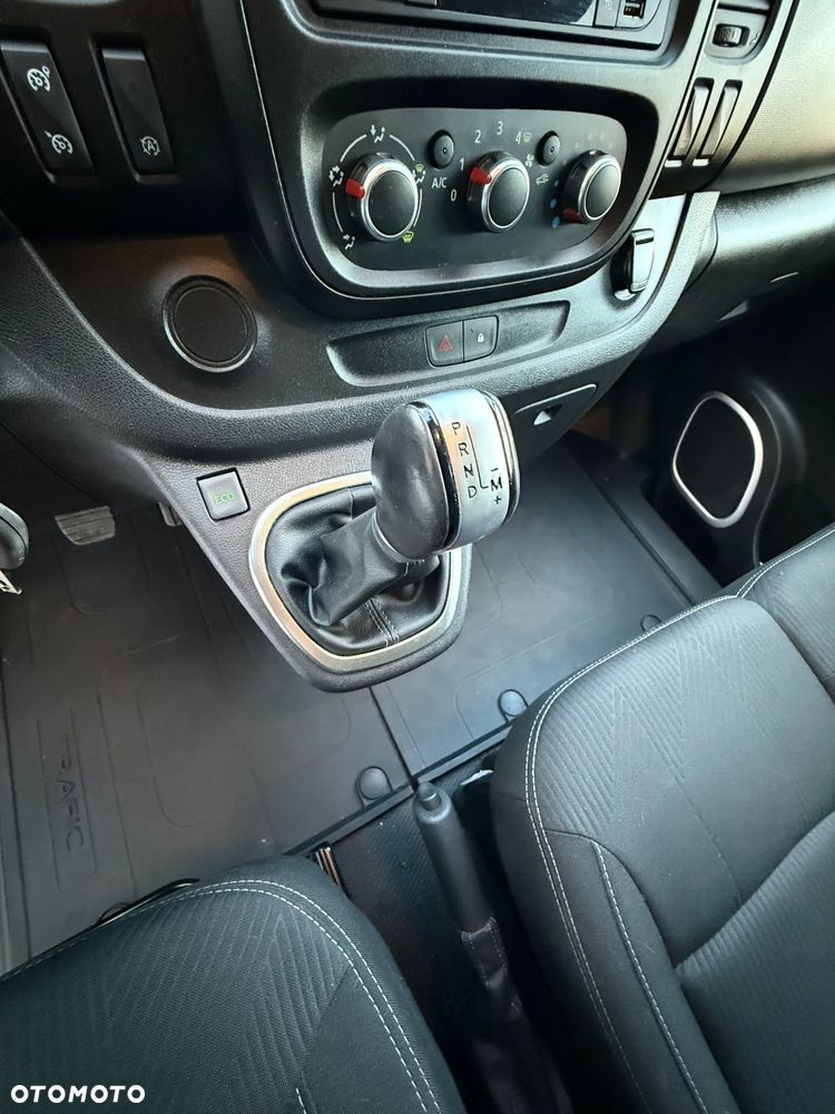 Renault Trafic - 6