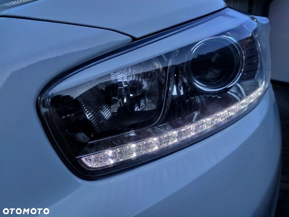 Kia Ceed - 12