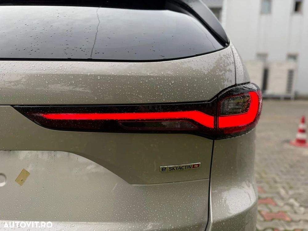 Mazda CX-80 3.3 e-Skyactiv AT8 AWD MHEV Homura - 11