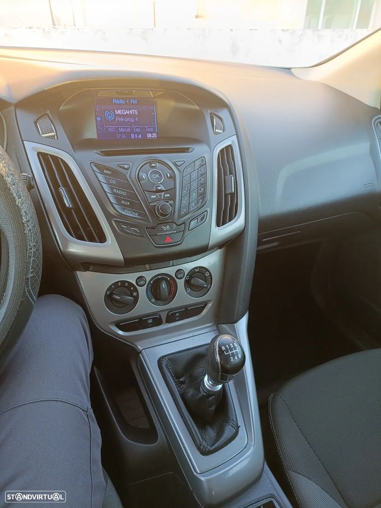 Ford Focus SW 1.6 TDCi Trend - 6