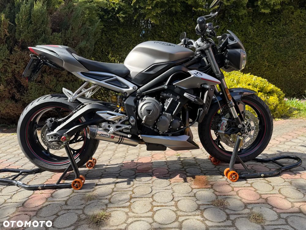 Triumph Street Triple - 2
