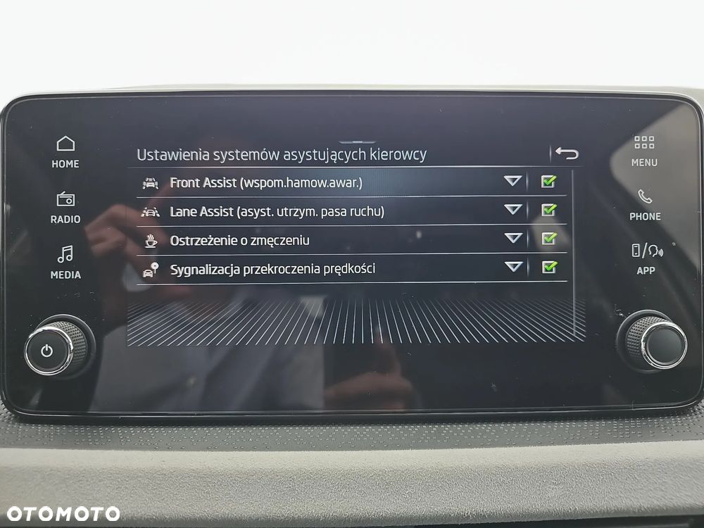 Skoda Scala 1.0 TSI Selection DSG - 20