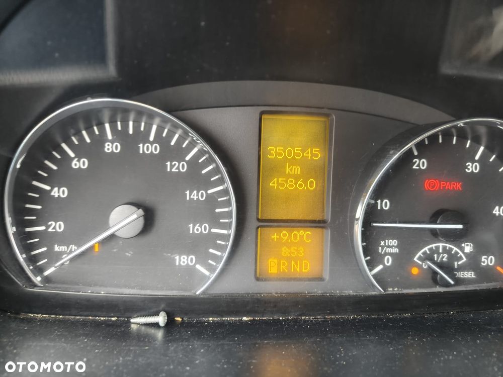 Mercedes-Benz sprinter - 12