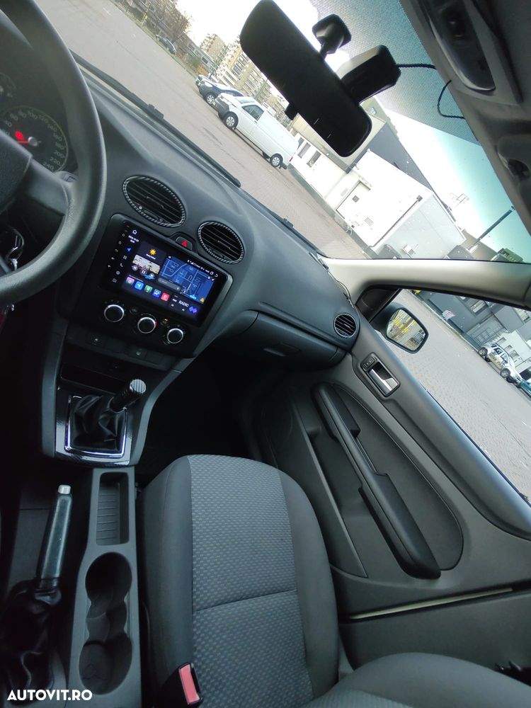 Ford Focus 1.6 TDCi Ambiente - 7