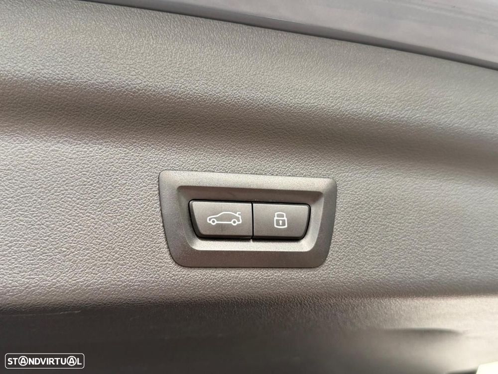 BMW iX1 xDrive30 - 52