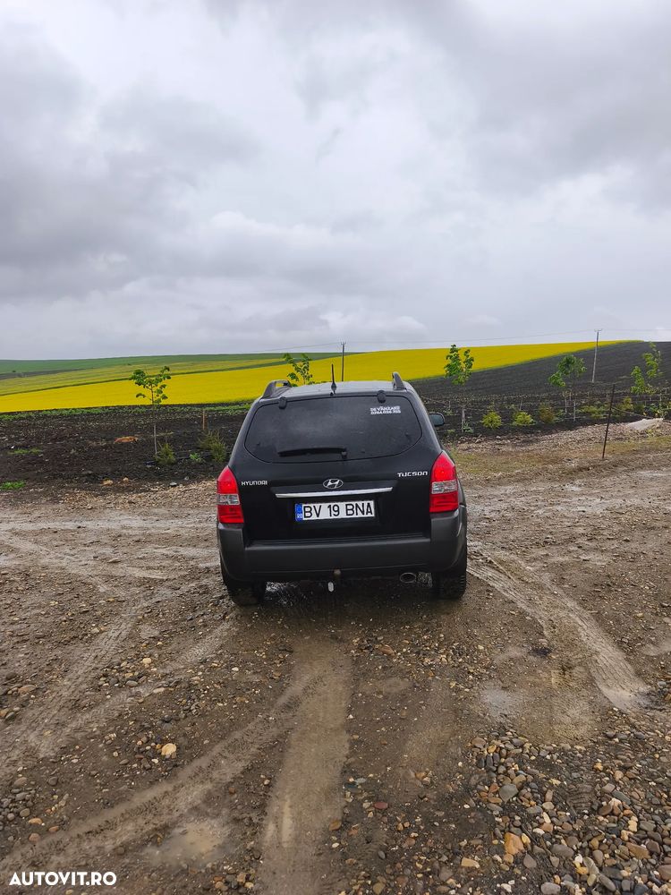 Hyundai Tucson 2.0 2WD GLS - 5