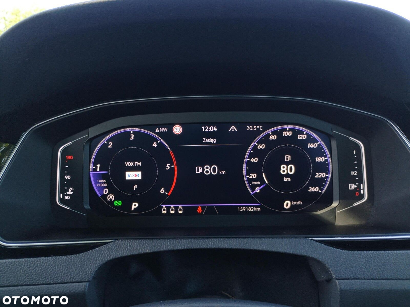 Volkswagen Passat 2.0 TDI Business DSG - 16