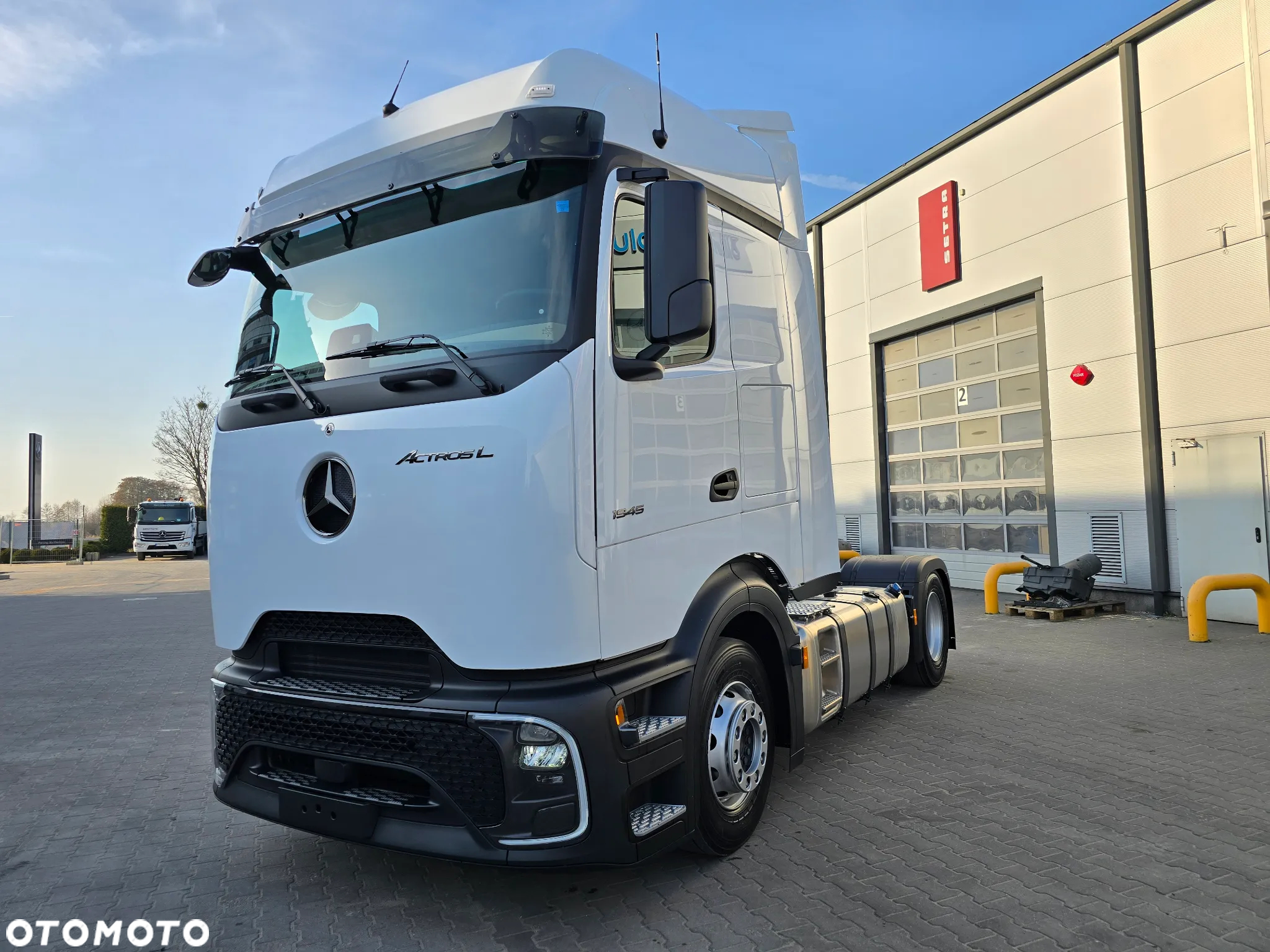 Mercedes-Benz Actros - 2