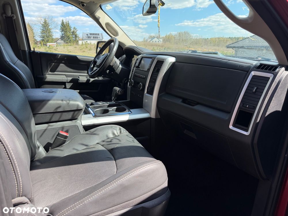 Dodge RAM 5.7 4x4 - 19