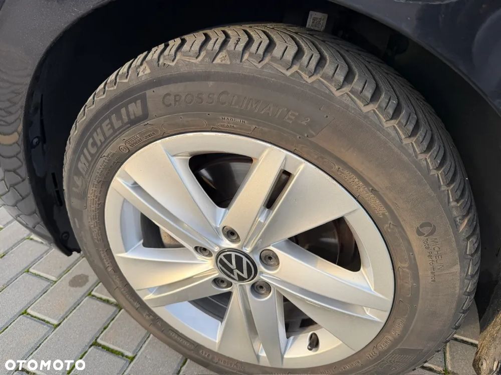 Volkswagen Golf - 30