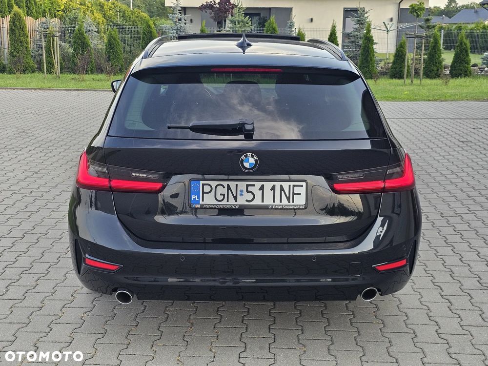 BMW Seria 3 318d Sport Line - 7