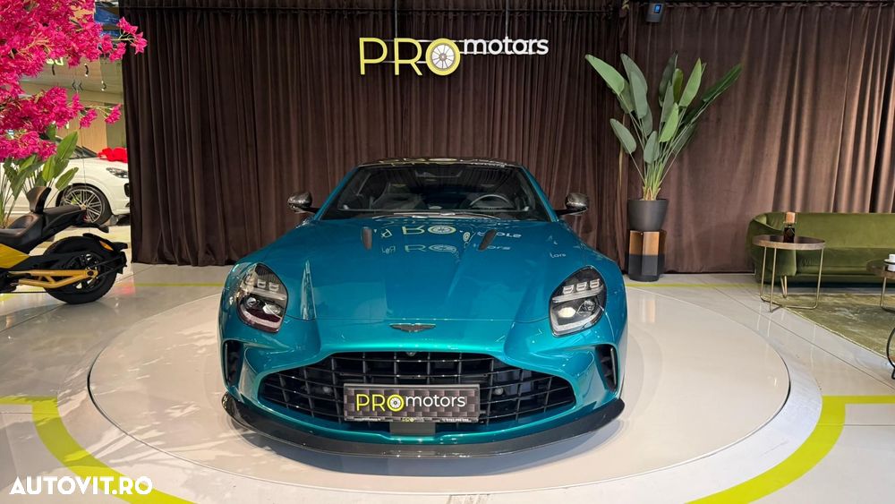 Aston Martin V8 Vantage - 16