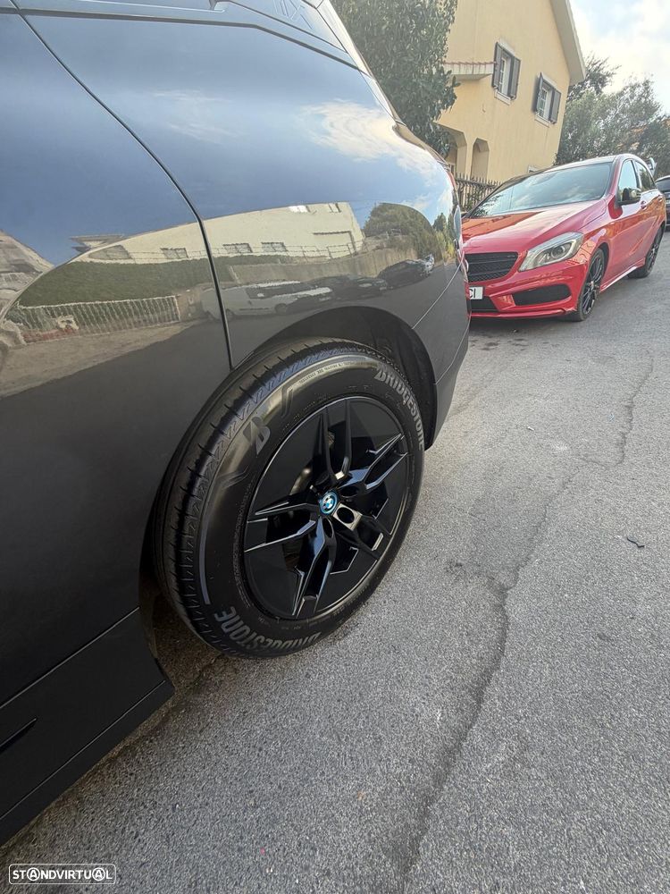 BMW iX xDrive 40 - 10