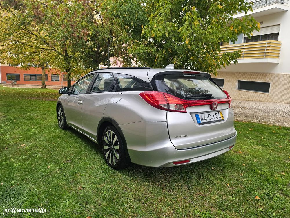 Honda Civic Tourer 1.6 i-DTEC Executive - 12
