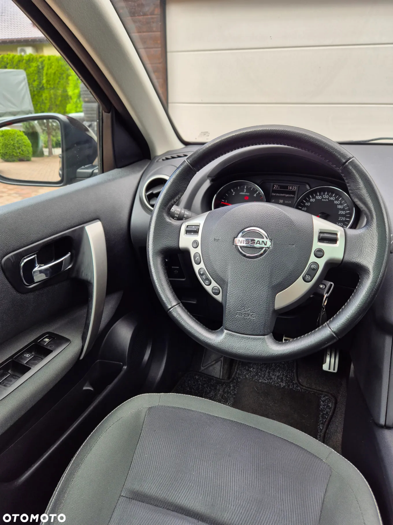 Nissan Qashqai 1.6 dCi DPF Start/Stop tekna - 14