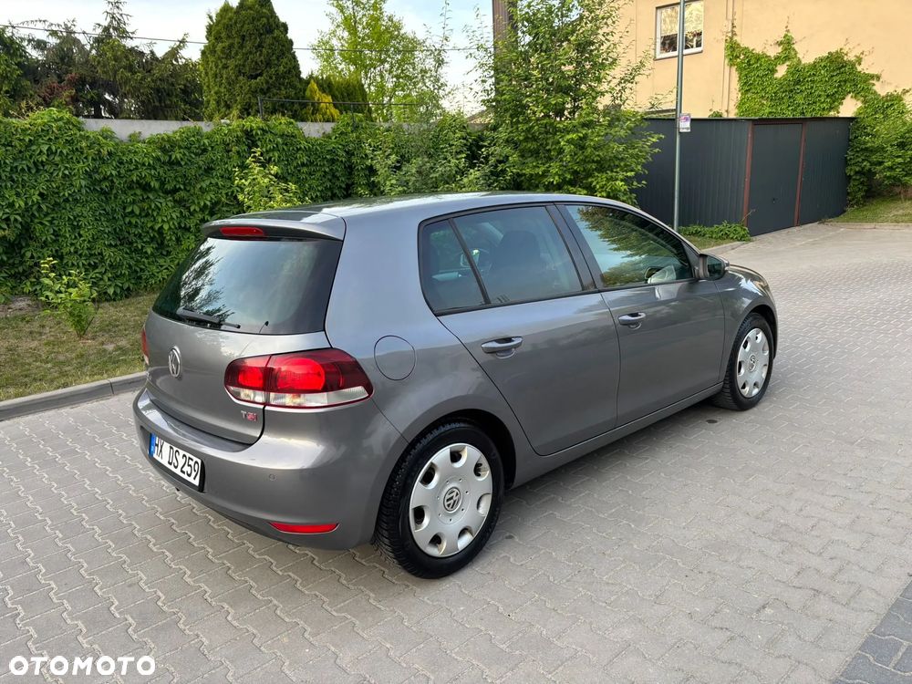 Volkswagen Golf - 27