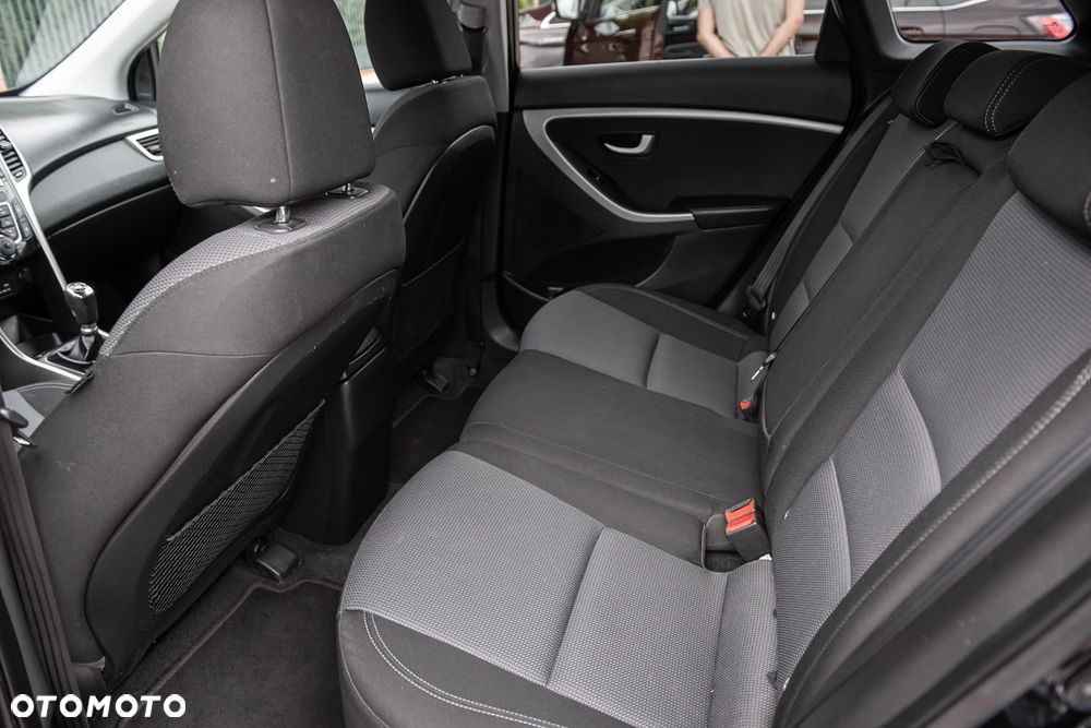 Hyundai i30 - 23