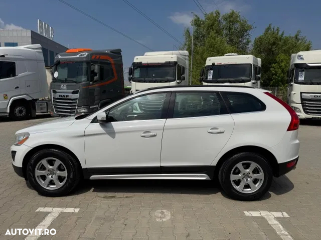 Volvo XC 60 D4 Momentum - 16
