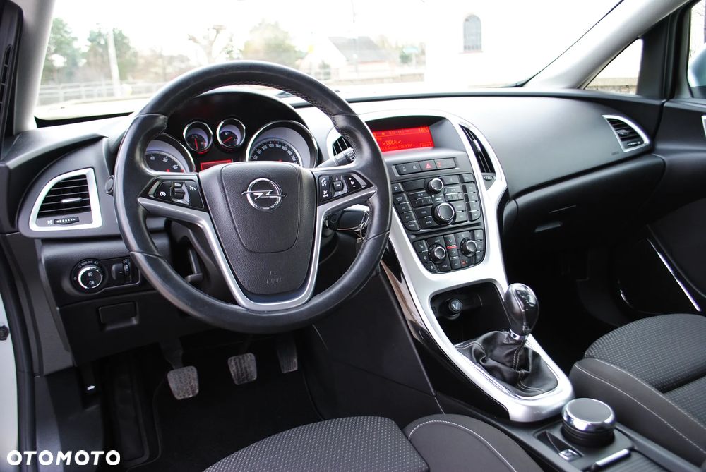 Opel Astra 1.4 Turbo Cosmo - 8