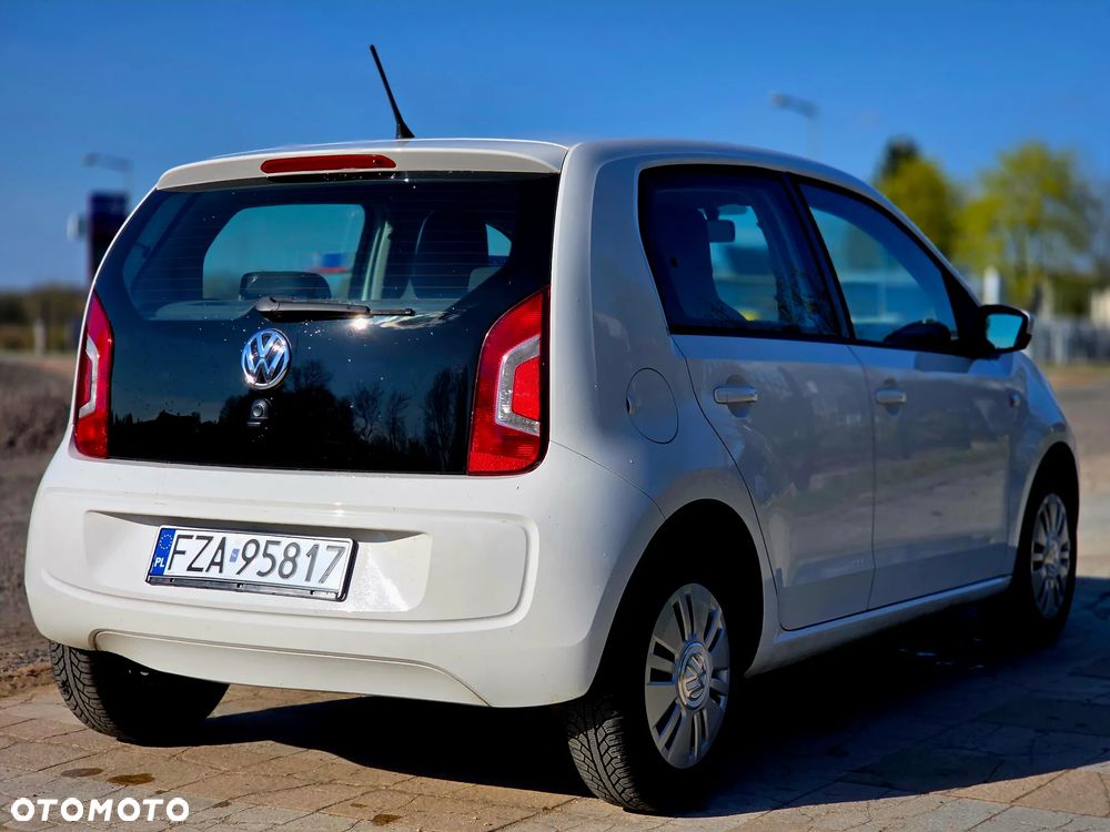 Volkswagen up! BlueMotion Technology move - 4