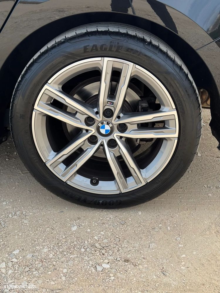 BMW 116 d Pack Desportivo M Auto - 12