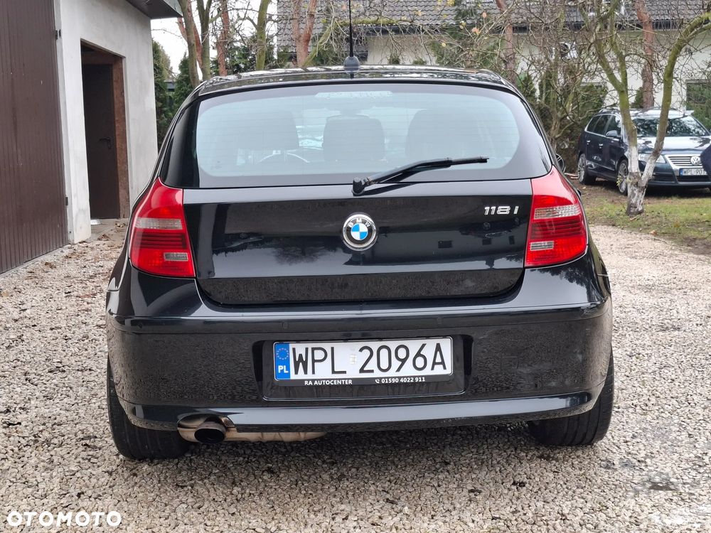 BMW Seria 1 118i - 6