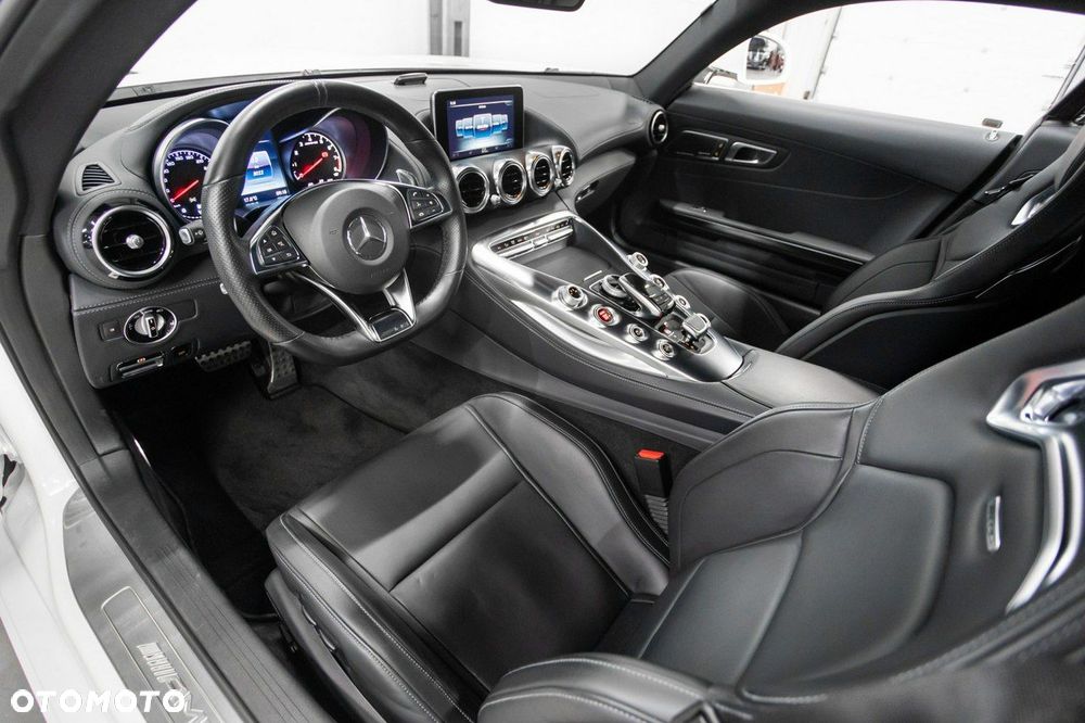 Mercedes-Benz AMG GT - 20