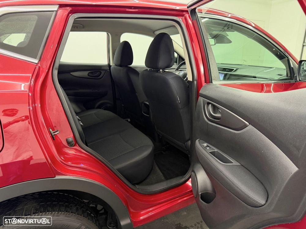 Nissan Qashqai 1.5 dCi Tekna - 17