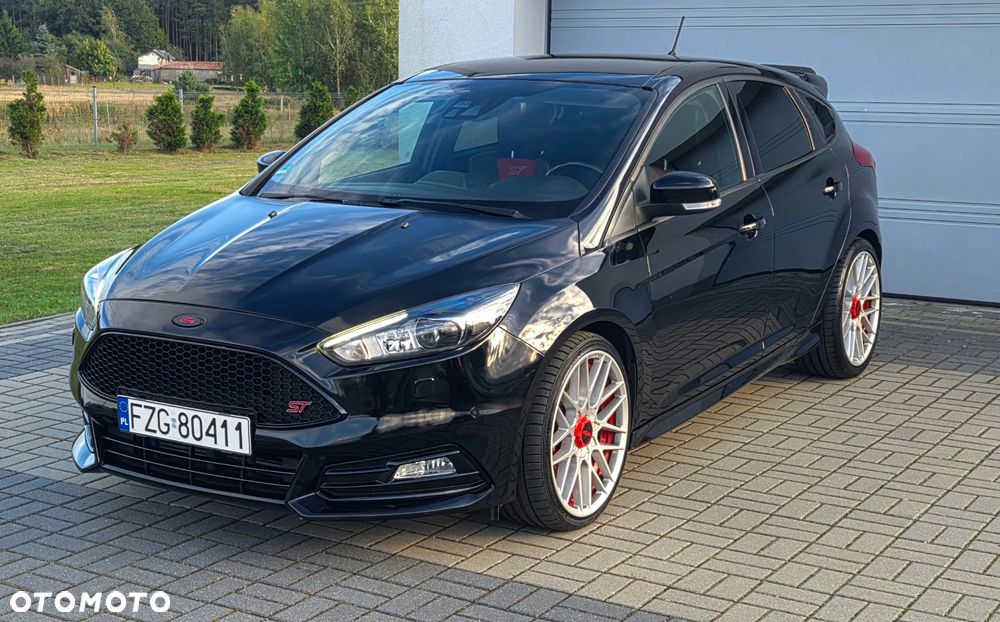 Ford Focus 2.0 EcoBoost ST-2 - 1