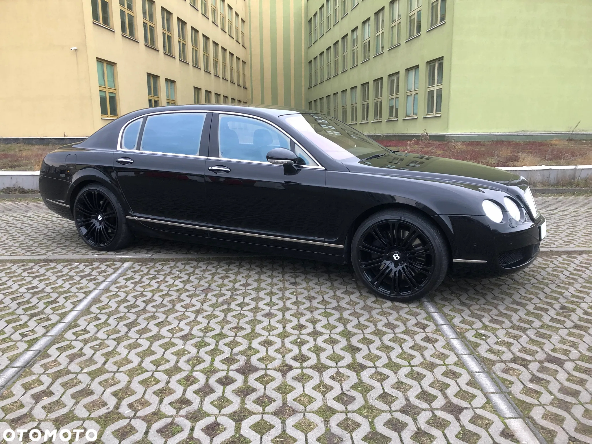 Bentley Flying Spur Continental - 3