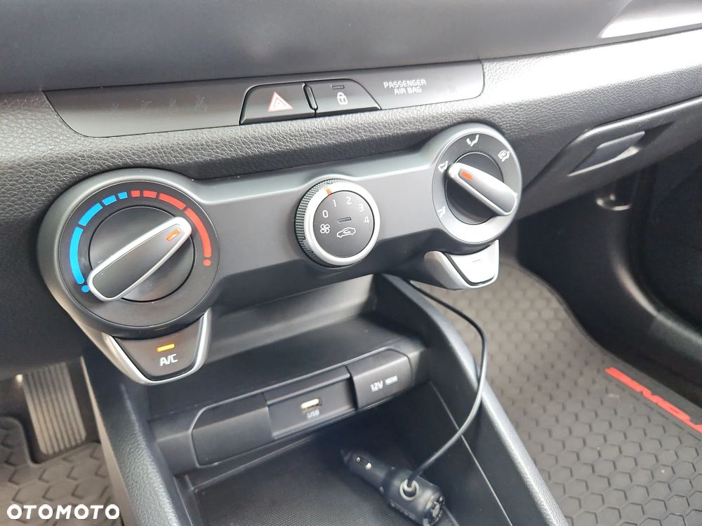 Kia Stonic 1.2 M - 22