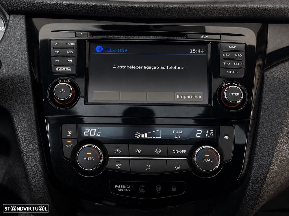 Nissan Qashqai 1.5 dCi N-Connecta - 10