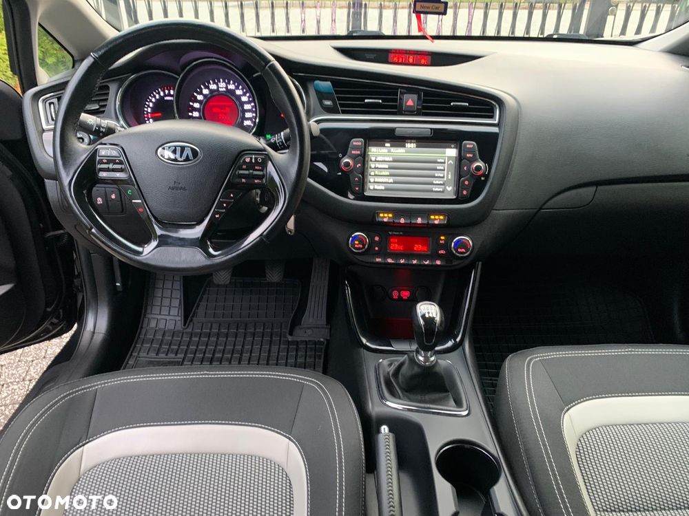 Kia Ceed Cee'd 1.4 XL - 23