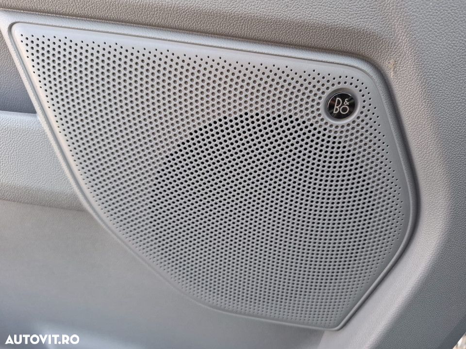 Ford Tourneo Custom - 14