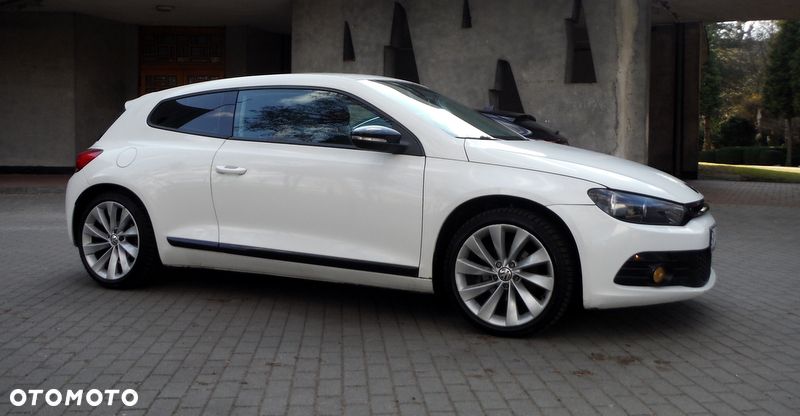 Volkswagen Scirocco 2.0 TDI Blue Motion Technologie Edition - 17