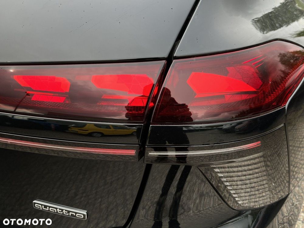Audi A6 Avant TFSI mHEV Quattro S tronic - 12