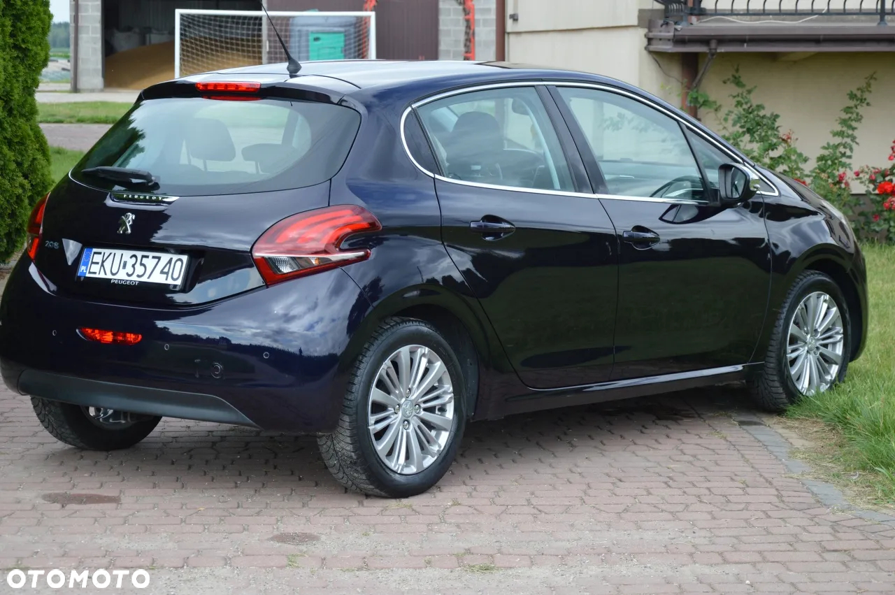Peugeot 208 1.2 PureTech Allure - 19