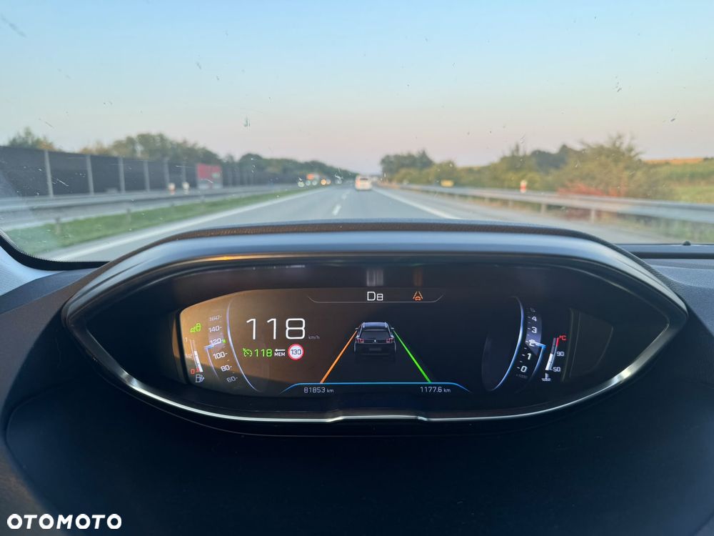 Peugeot 5008 PureTech 180 EAT8 Stop & Start Crossway - 40